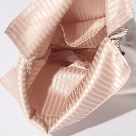 Silk pouch for jewelry and hair packing 2